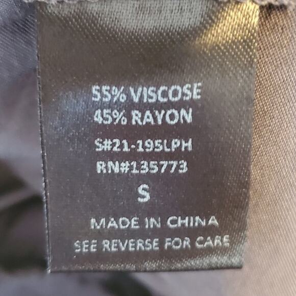 Olivaceous silky grey joggers size small - Picture 6 of 6